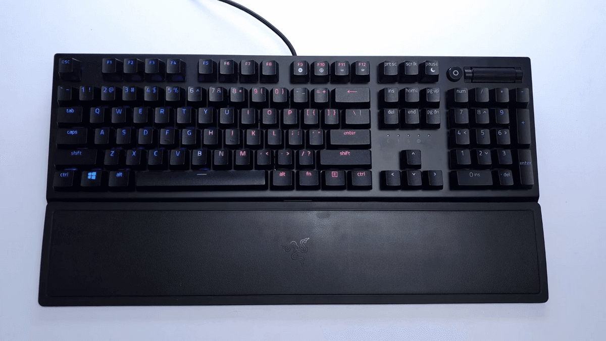 Razer BlackWidow V3 Review: A Gaming Powerhouse Keyboard with Unique Aesthetic Options