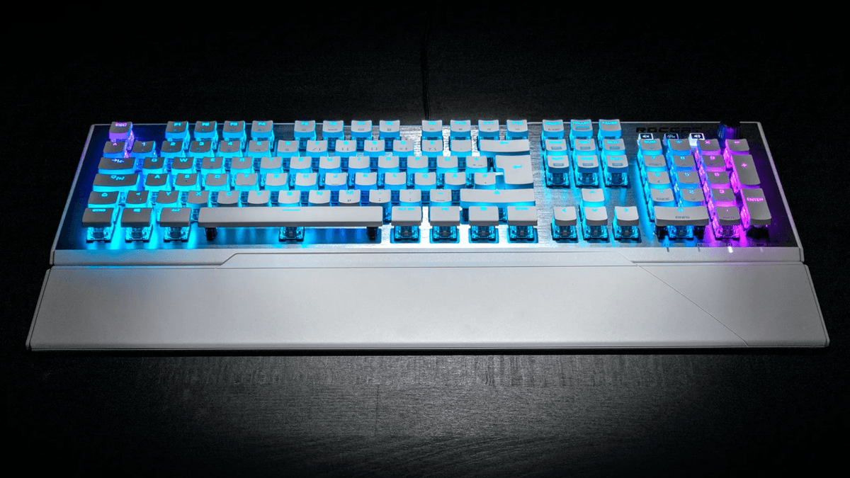 Roccat Vulcan 122 AIMO Review: A Blend of Aesthetics, Comfort, and Customizability